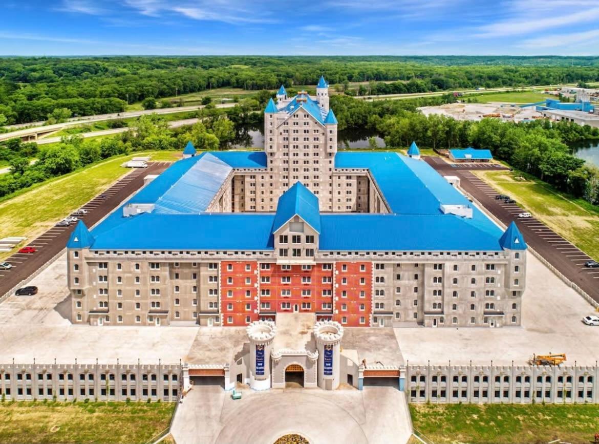 2Br Suite At The Grand Castle Pool Gym & Parking Грандвіл Екстер'єр фото